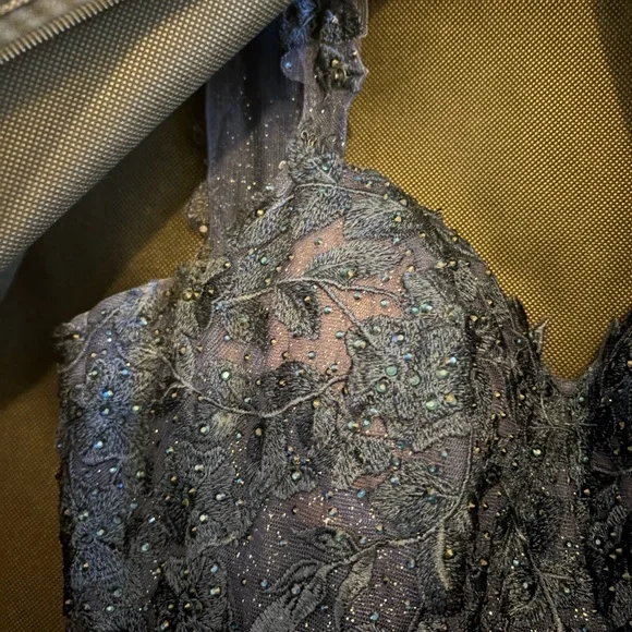 Navy Prom Dress Size 00 with Pockets - Picture 4 of 9